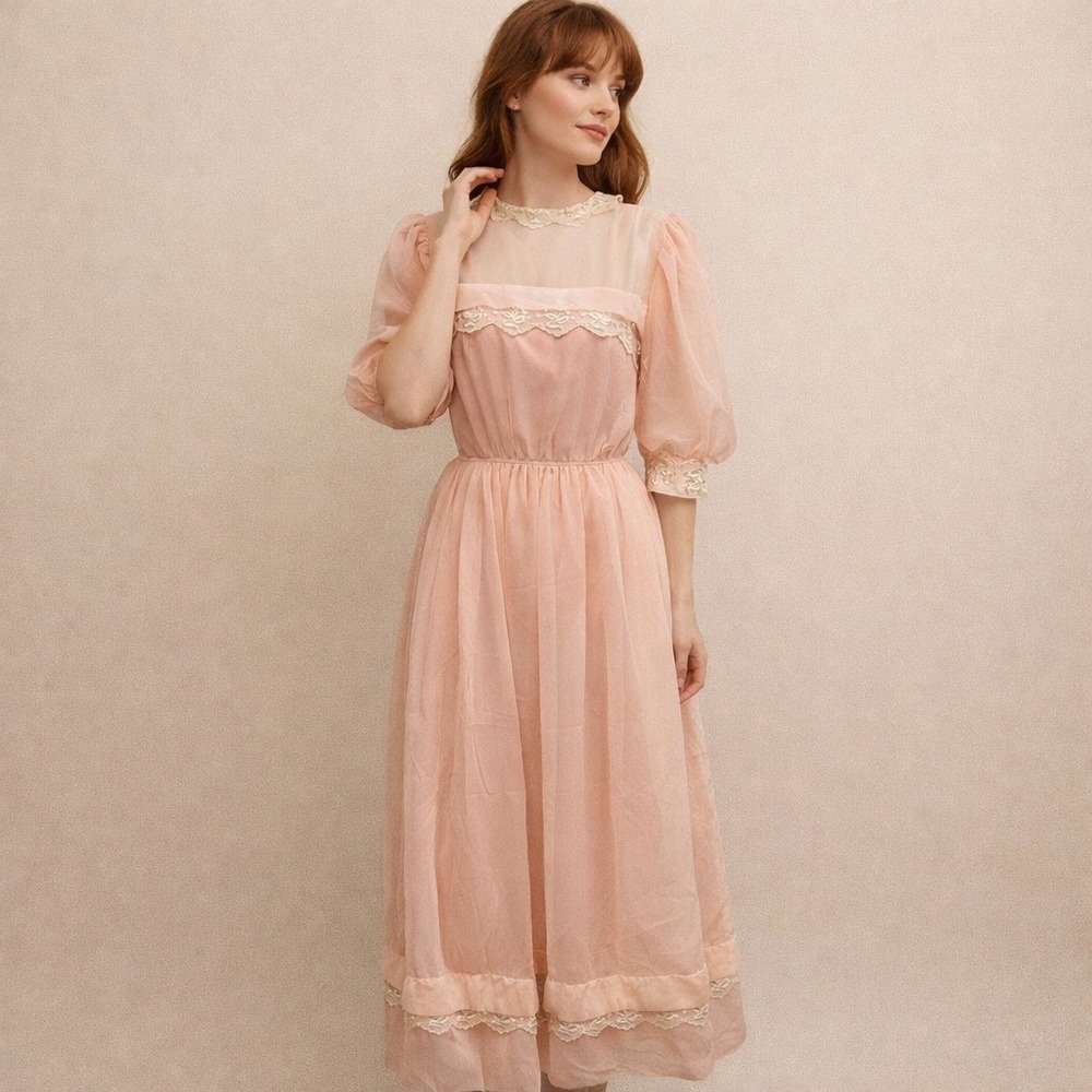 Vintage Peach Chiffon Lace Midi Dress Size XS Puff Sleeve Regency Core Pink Gown